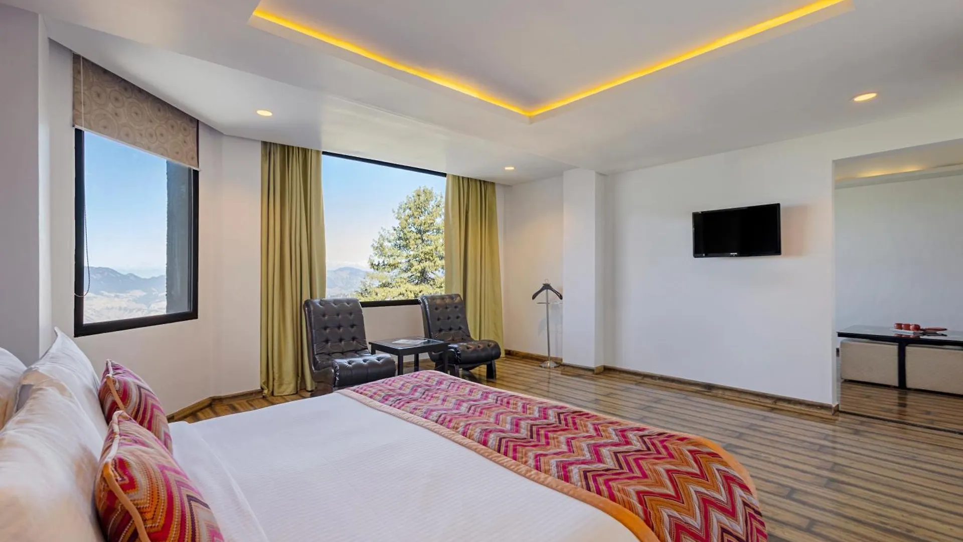 Sterling Kufri Hotel India
