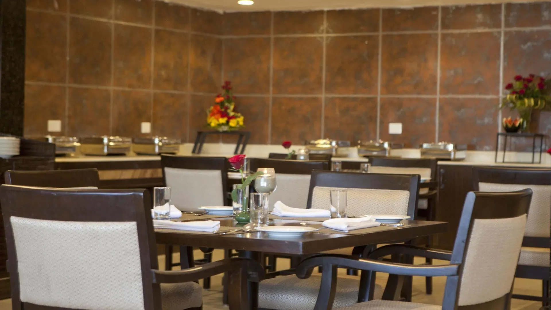 Sterling Kufri Hotel
