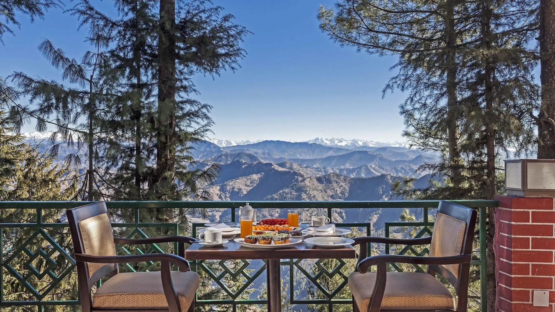 Sterling Kufri Hotel